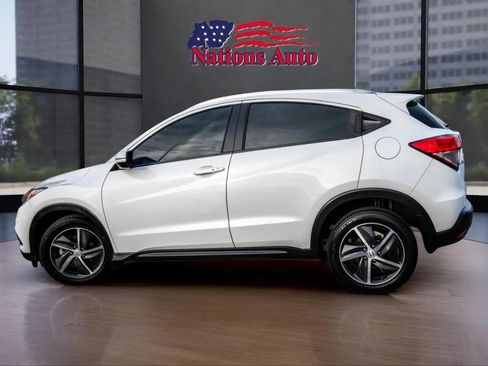 Used 2022 Honda HR-V EX image 2
