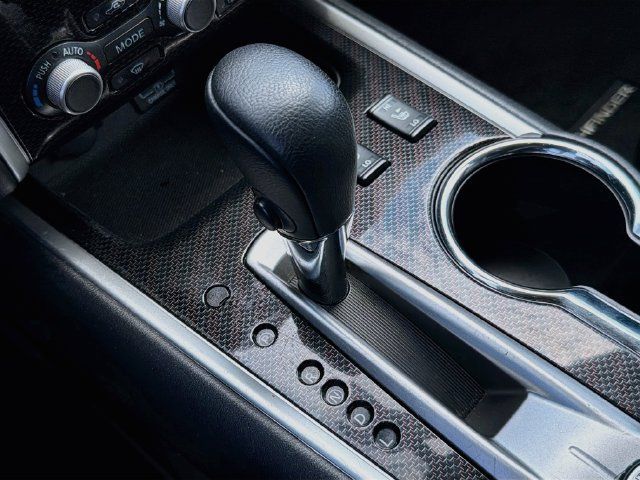 Used 2020 Nissan Pathfinder SL AWD/4WD image 18