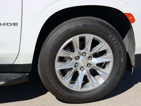 Used 2022 Chevrolet Tahoe Premier image 9