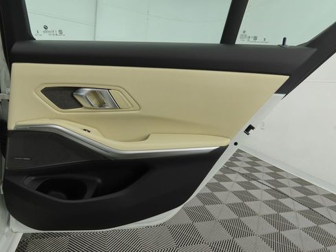 New 2026 BMW 330i Sedan w/ Premium Package image 27