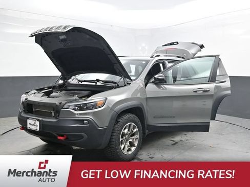 Used 2022 Jeep Cherokee Trailhawk w/ Premium Leather Package AWD/4WD image 51