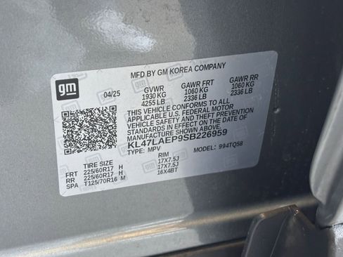 Used 2025 Buick Envista Preferred image 28