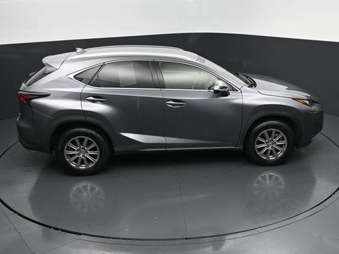 Used 2017 Lexus NX 200t FWD image 32