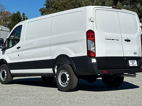 New 2026 Ford Transit 250 Base image 3
