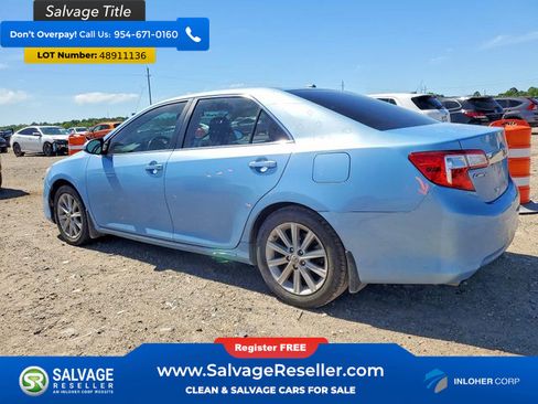 Used 2012 Toyota Camry XLE image 3