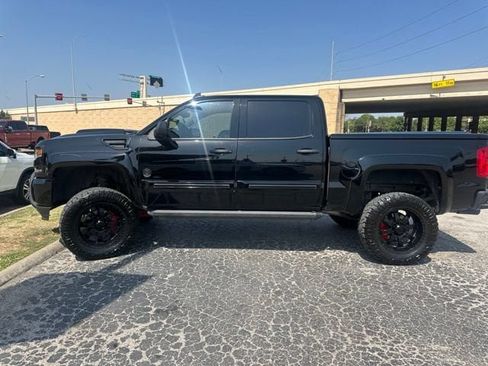 Used 2018 Chevrolet Silverado 1500 LTZ Z71 w/ LTZ Plus Package AWD/4WD image 5