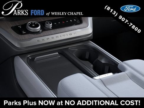 New 2026 Ford Expedition Platinum w/ Platinum Ultimate Package AWD/4WD image 15