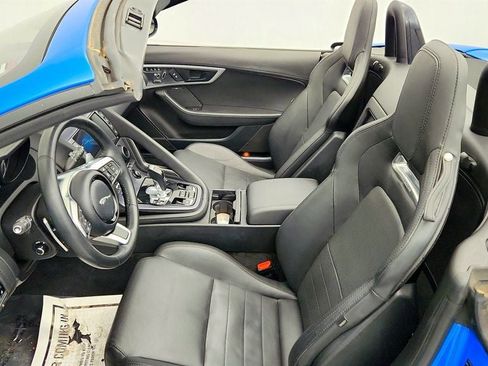 Used 2018 Jaguar F-TYPE R-Dynamic RWD image 21