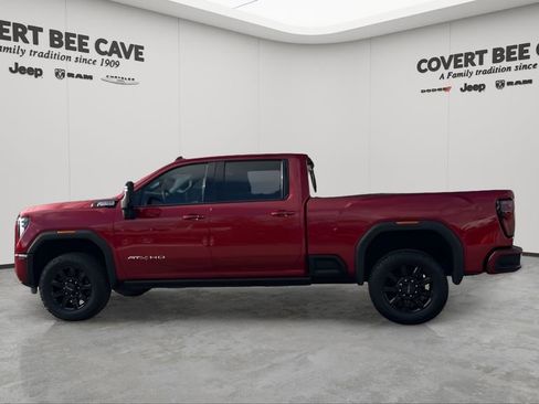 Used 2024 GMC Sierra 2500 AT4 w/ AT4 Premium Plus Package image 5