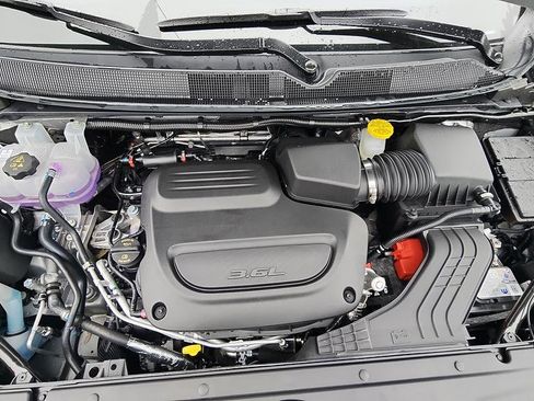 New 2026 Chrysler Pacifica Select image 20