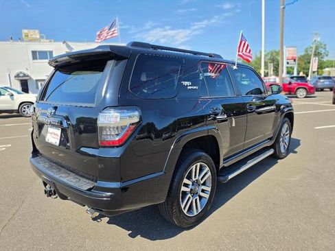 Used 2022 Toyota 4Runner TRD Sport AWD/4WD image 7