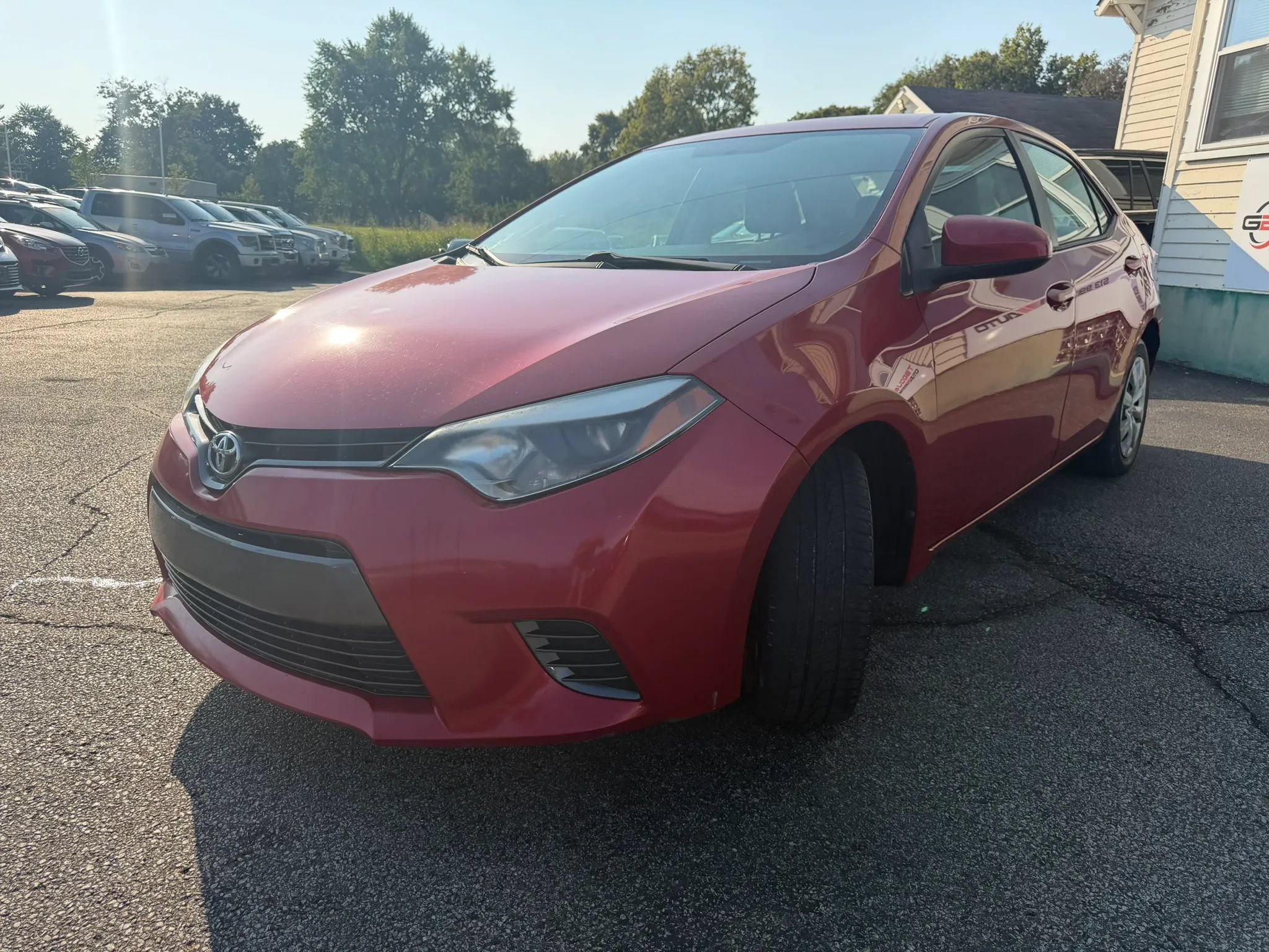 Used 2015 Toyota Corolla LE FWD image 9