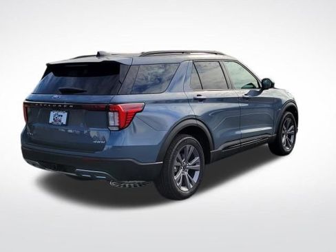 New 2026 Ford Explorer Active image 8