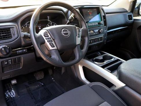 Certified 2024 Nissan Titan SV w/ SV Convenience Package RWD image 17