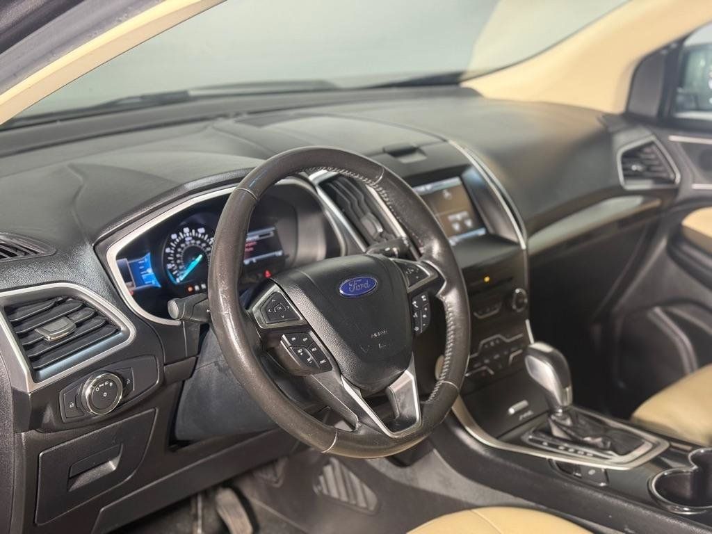 Used 2015 Ford Edge SEL w/ Equipment Group 201A FWD image 27