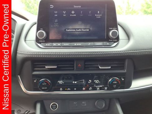 Certified 2023 Nissan Rogue SV w/ SV Premium B Package AWD/4WD image 22