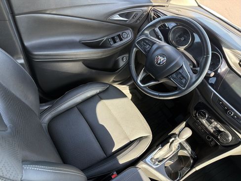 Used 2023 Buick Encore GX Essence w/ Experience Buick Package AWD/4WD image 9