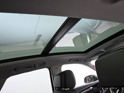 Used 2022 Audi Q5 e Prestige image 17