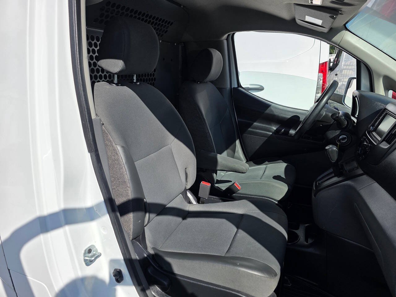 Used 2020 Nissan NV200 SV FWD image 10