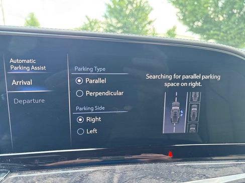 Certified 2021 Cadillac Escalade ESV Premium Luxury AWD/4WD image 40