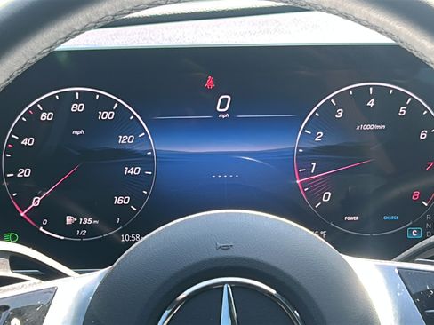 Used 2025 Mercedes-Benz C 300 Sedan image 23