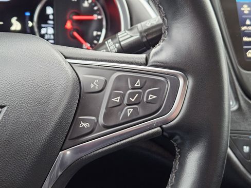 Used 2024 Chevrolet Malibu LT image 25