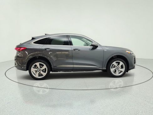 New 2026 Audi Q5 Premium Plus AWD/4WD image 4