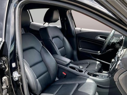 Certified 2020 Mercedes-Benz GLA 250 image 9