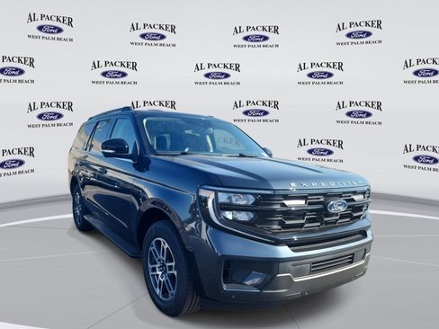 New 2026 Ford Expedition Active image 7