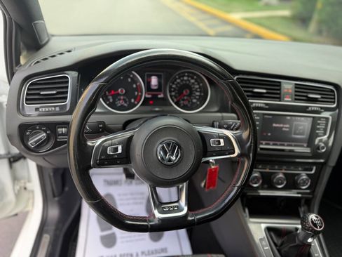Used 2017 Volkswagen GTI S image 25