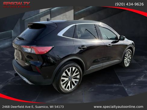 Used 2020 Ford Escape Titanium image 8