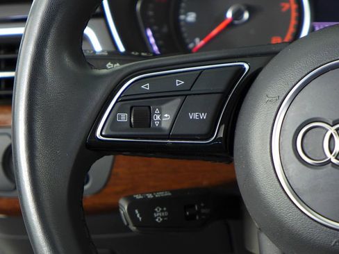 Used 2023 Audi A4 2.0T Premium w/ Convenience Package image 30