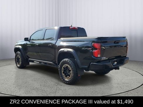 Used 2024 Chevrolet Colorado ZR2 w/ ZR2 Convenience Package III AWD/4WD image 5