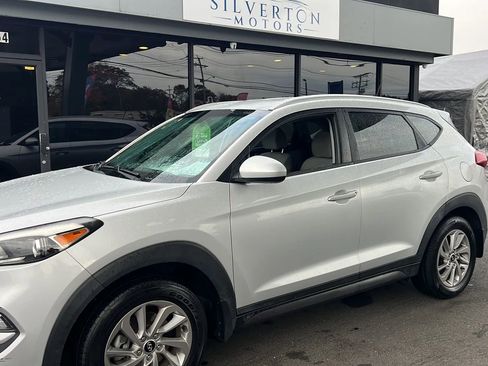 Used 2016 Hyundai Tucson SE w/ Option Group 02 image 3
