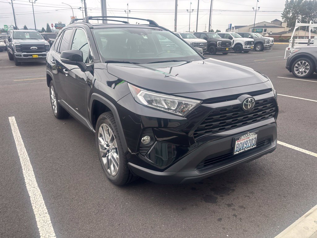 Used 2019 Toyota RAV4 XLE Premium w/ Cold Weather Package AWD/4WD image 1