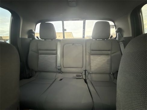 Certified 2022 Nissan Frontier SV image 21