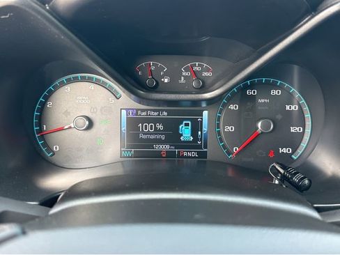 Used 2017 Chevrolet Colorado Z71 AWD/4WD image 11
