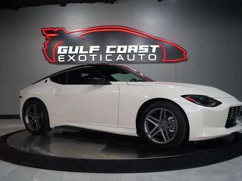 Used 2025 Nissan Z Sport w/ Floor Mat Package RWD image 10