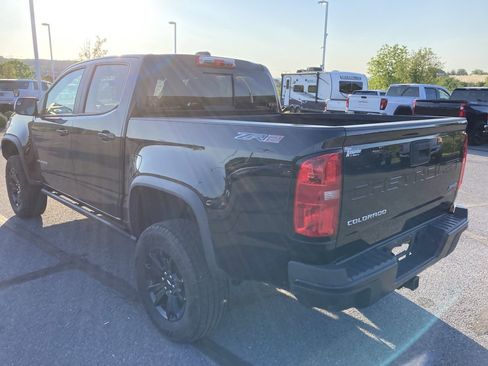 Used 2022 Chevrolet Colorado ZR2 w/ ZR2 Midnight Special Edition AWD/4WD image 5