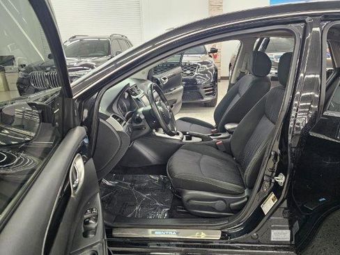 Used 2019 Nissan Sentra SV w/ Special Edition Package image 30