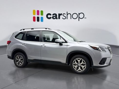 Used 2022 Subaru Forester Premium w/ Popular Package #1 AWD/4WD image 7