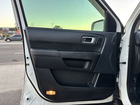 Used 2012 Honda Pilot Touring image 15