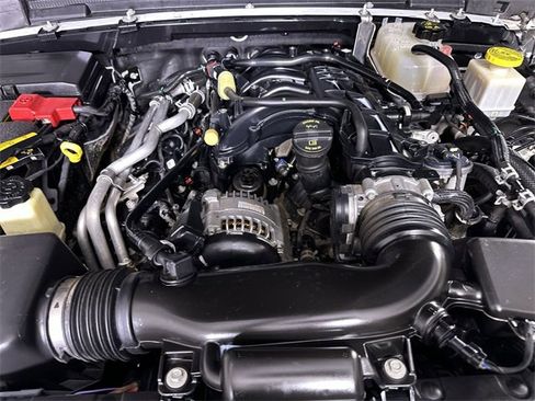 Used 2023 Jeep Gladiator Overland image 31
