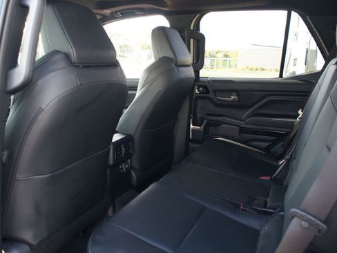 Used 2025 Toyota 4Runner Limited image 15