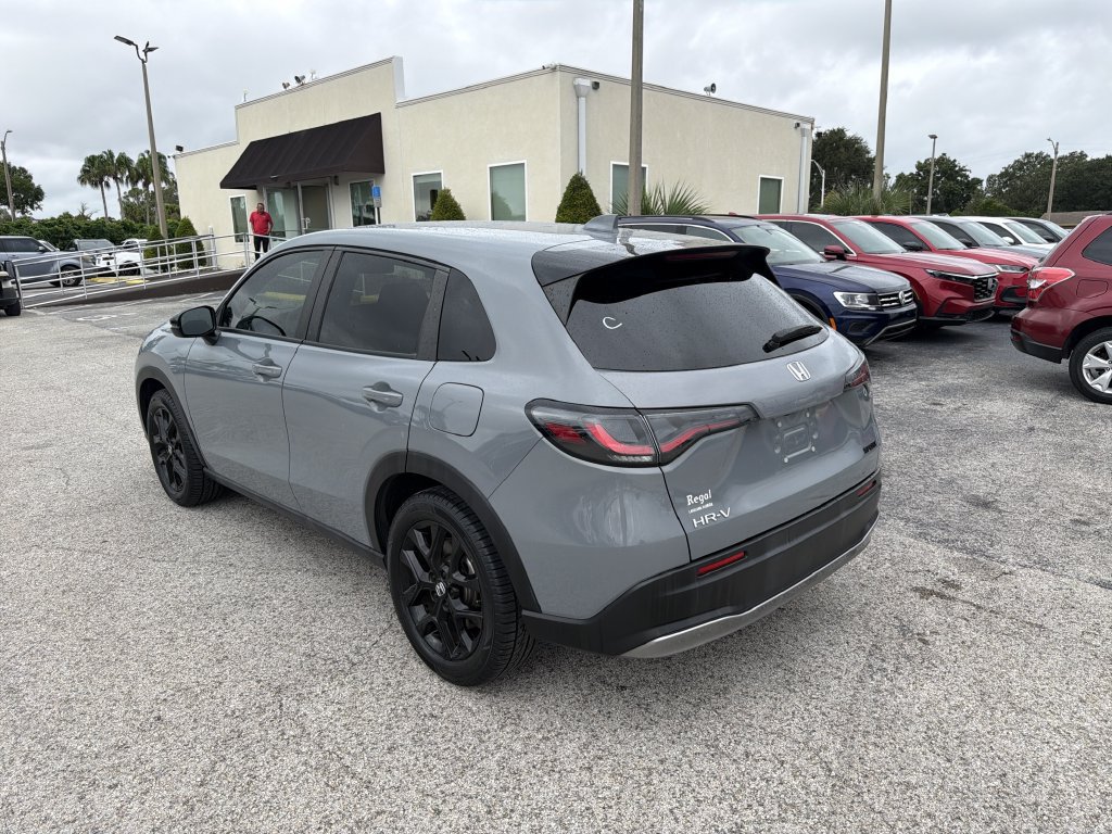Used 2024 Honda HR-V Sport image 6