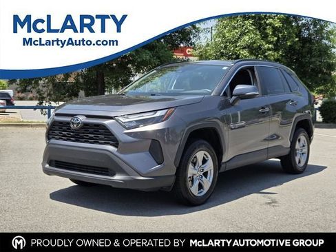 Used 2025 Toyota RAV4 XLE FWD image 1