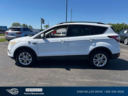 Used 2018 Ford Escape SE w/ Ford Safe & Smart Package AWD/4WD image 5