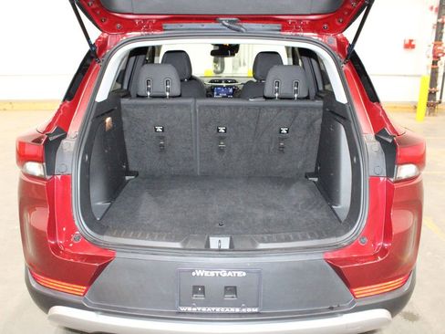 Used 2023 Chevrolet TrailBlazer LT w/ Convenience Package image 13