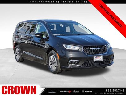 Certified 2024 Chrysler Pacifica Select