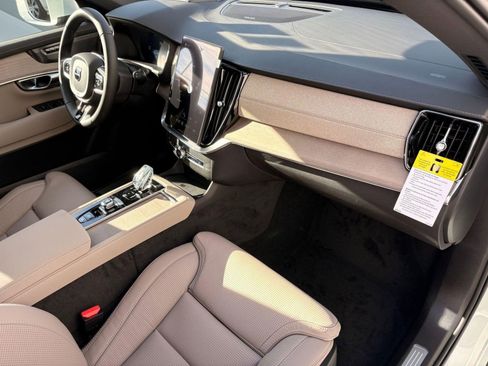 New 2026 Volvo XC90 T8 Ultra AWD/4WD image 28